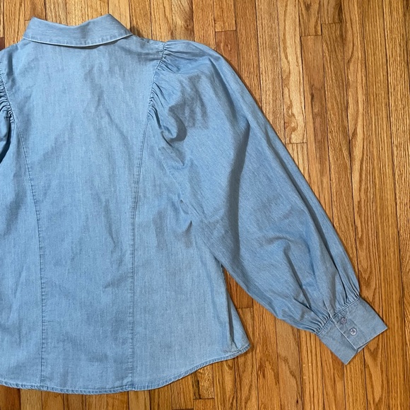 WHO WHAT WEAR Chambray Button-up - Picture 11 of 14